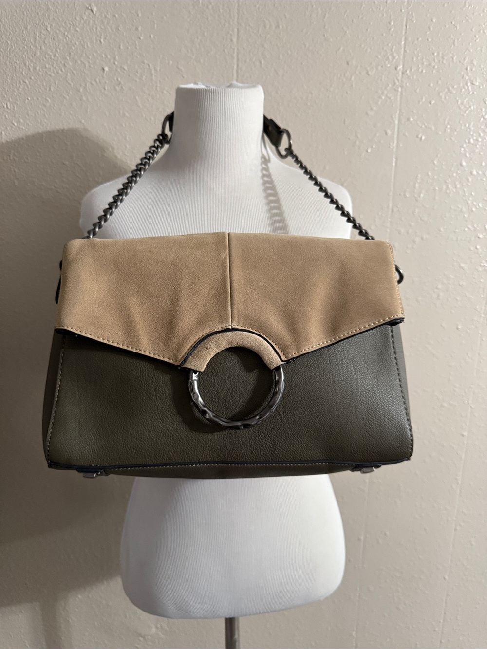Simply Noelle crossbody bag